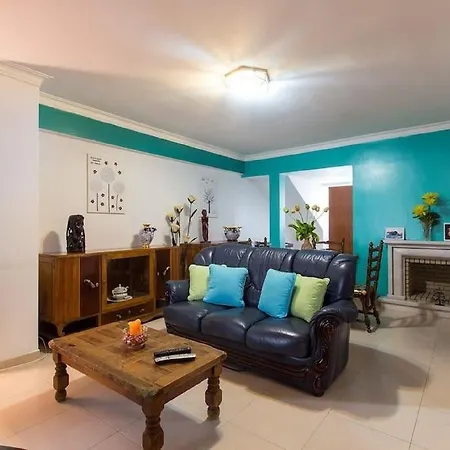 Appartement Namaste T5 Center Of C / Garagem E Central Aquecimento